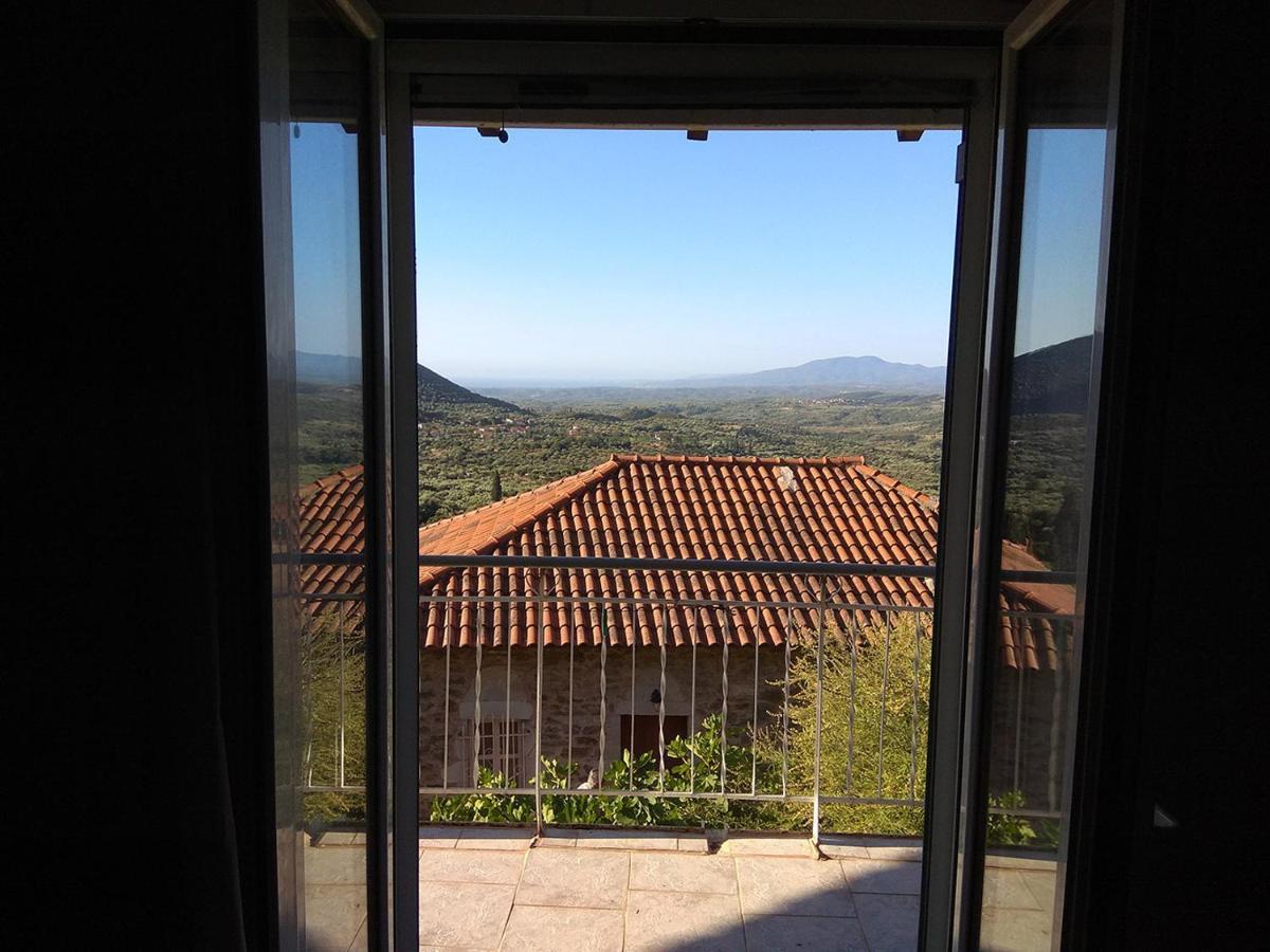 Vintage House With A Fantastic View Apartamento Mavrommátion Exterior foto